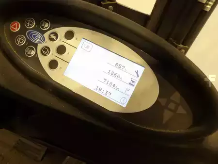 Elektromos 3 kerekű 2022  Still RX50-13 (9)