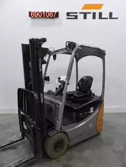 Carrelli elettrici 3 ruote 2022  Still RX50-13 Li-Ion (1)