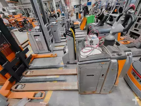 Nízkozdvižný vozík 2023  Still EXHSF20 (2)