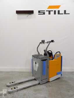 VZV s plošinou pro řidiče 2024 Still EXHS20 (2)