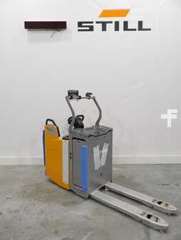 VZV s plošinou pro řidiče 2024 Still EXHS20 (3)