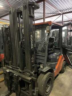 LPG Forklifts 2018  Toyota 02-8FGJF35 (1)