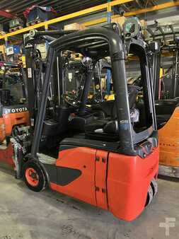 Linde E14-02