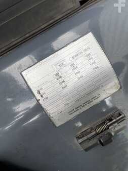 Carrelli elettrici 4 ruote 2015  Toyota 8FBMT25 (4)