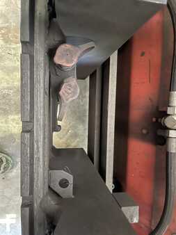 Empilhador diesel 1990  Linde H40D (3)
