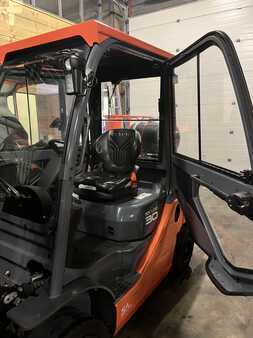 Wózki gazowe 2021  Toyota 02-8FGF30 (5)