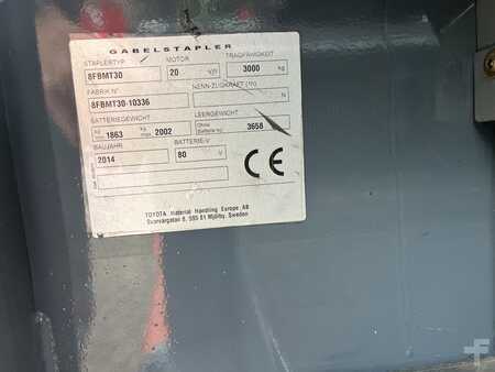 4-wiel elektrische heftrucks 2014  Toyota 8FBMT30 (3)