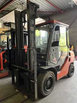 Treibgasstapler 2008  Toyota 02-8FGF30 (1)