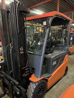 4-wiel elektrische heftrucks 2017  Toyota 8FBMT25 (1)
