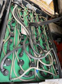 Elektryczne 3-kołowe 2011  Linde E14-01 (3)