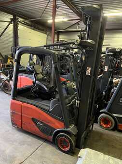3-wiel elektrische heftrucks 2018  Linde E16-02 (1)