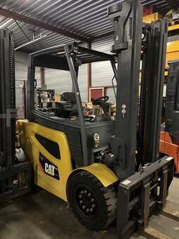 Elektromos 4 kerekű 2018  CAT Lift Trucks EP40 (1)