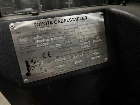 Elektro čtyřkolový VZV 2011  Toyota 7FBMF30 (5)