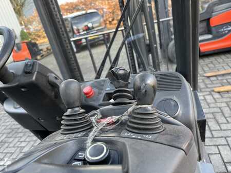 Sähkö - 3 pyör 2020  Linde E16H-02 (5)