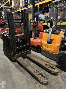 Pallet Stackers 2020  Toyota SPE200D (4)