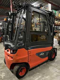 Chariots électriques à 4 roues 2020  Linde E25-01 (3)