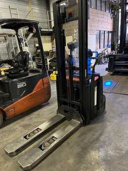 Ledstaplare gå 2018  Toyota SPE120L (6)