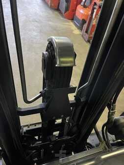 Chariots électriques à 4 roues 2017  Linde E20PL-02 (4)