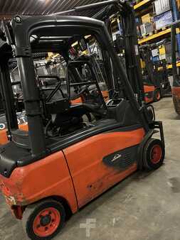 Chariots électriques à 4 roues 2017  Linde E20PL-02 (3)