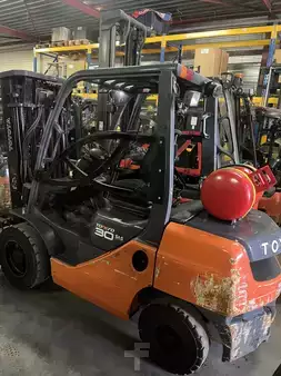 Gas gaffeltruck 2007  Toyota 02-8FGF30 (1)