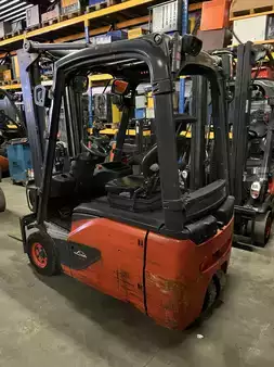 Elektro tříkolové VZV 2017  Linde E16-02 (2)