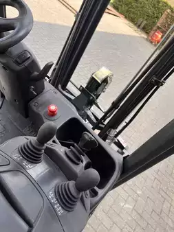 Electric - 4 wheels 2015  Linde E20PH-02 (4)