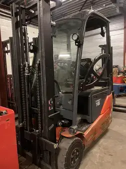 El truck - 3 hjulet 2019  Toyota 8FBEK16T (1)