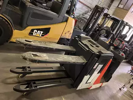 Préparateurs de commande horizontaux 2026  Linde NEW N16 LIFT 70CM (2)