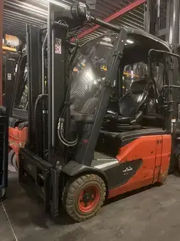 Carrelli elettrici 3 ruote 2019  Linde E16-02 (1)
