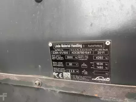 Elektryczne 4-kołowe 2011  Linde E30H-01/600 batt2020 (7)