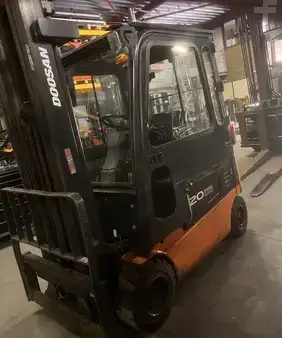 Elektro čtyřkolový VZV 2014  Doosan B20X-5 (1)