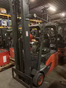 El Truck - 3-hjul 2018  Linde E16 (1)