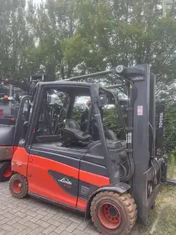Sähkö - 4 pyör 2019  Linde E35L-02 (1)