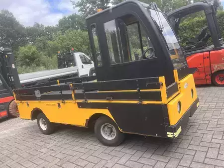 Chariots tracteurs  Bradshaw FB1000 (2)