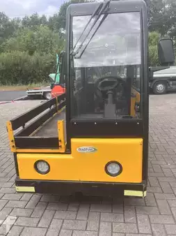 Chariots tracteurs  Bradshaw FB1000 (3)