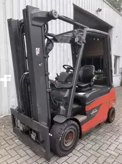 Elektrisk- 4 hjul 2021  Linde E30-01 (1)