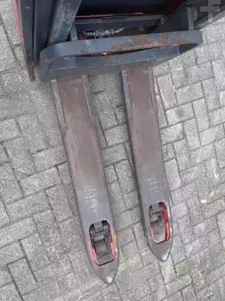 Pallestabler 2014  Linde D06 (4)