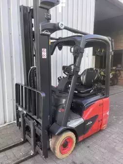 Elektro tříkolové VZV 2019  Linde E12-02 (1)