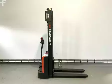 Stoccatori 2026  EP Equipment EST 122 met een hefhoogte van 3,30 meter (5)