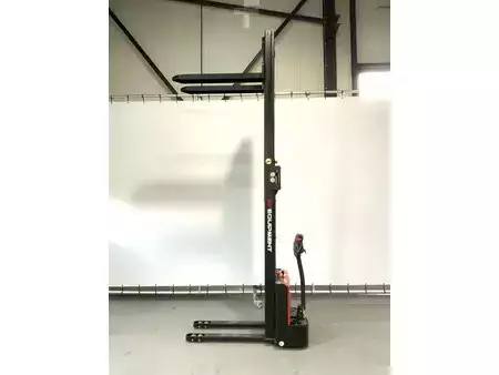 Stoccatori 2026  EP Equipment EST 122 met een hefhoogte van 3,30 meter (7)