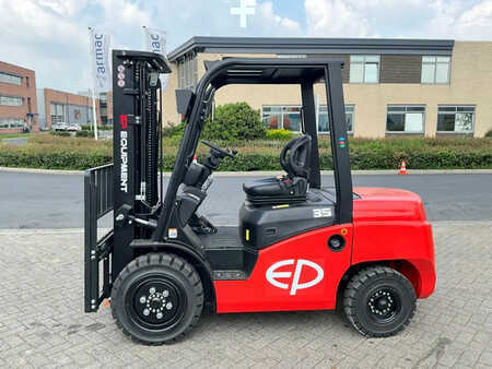 Dieselový VZV 2025 EP Equipment CPCD35T8 hefhoogte 4,80 meter (2)