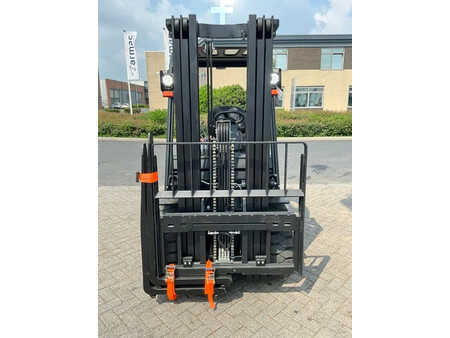 Diesel Forklifts 2025  EP Equipment CPCD35T8 hefhoogte 4,80 meter (8)