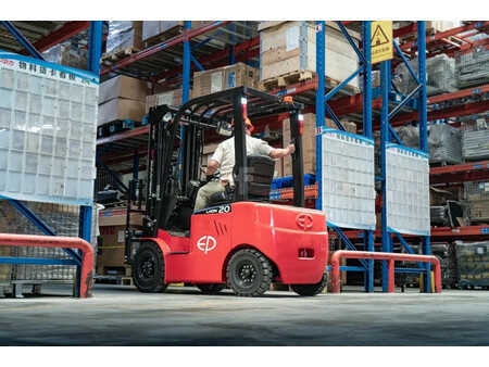 Elektro čtyřkolový VZV 2025 EP Equipment EP EFL 201 elektrische heftruck (2.000 kg) (3)