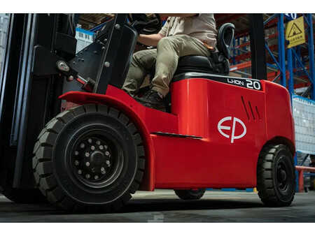 Elektro čtyřkolový VZV 2025 EP Equipment EP EFL 201 elektrische heftruck (2.000 kg) (4)