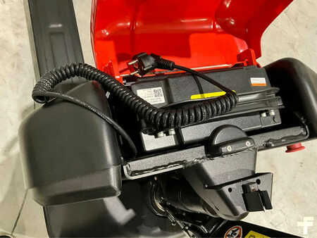 Wózki niskiego podnoszenia 2025  EP Equipment EPL 185 (16)