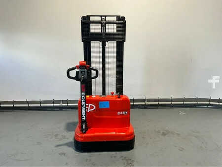 Pallet Stackers 2025  EP Equipment EST 124 hefhoogte 2,70 meter (5)