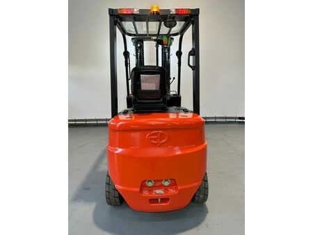 Carrelli elettrici 4 ruote 2025  EP Equipment EFL252X EFL252X Hefhoogte 4,80 meter (30)