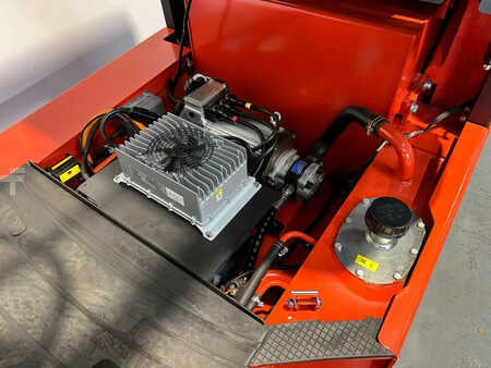 Carrelli elettrici 4 ruote 2025  EP Equipment EFL252X EFL252X Hefhoogte 4,80 meter (36)