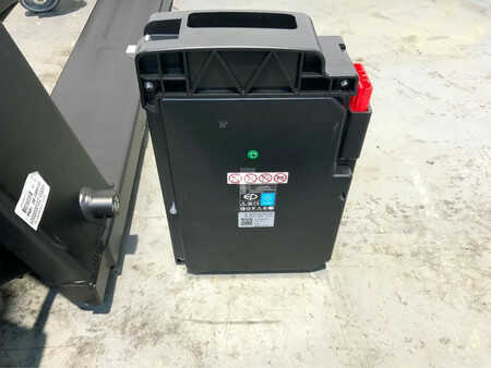 Transpallet elettrici 2025  EP Equipment F3 elektrische palletwagen( Li-ion ) (13)