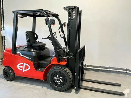 El Truck - 4-hjul 2023  EP Equipment EFL303-B met een hefhoogte van 4,8 meter (7) 